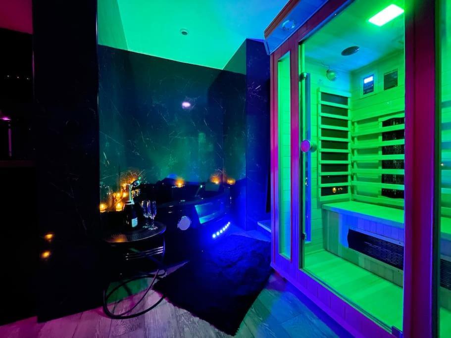 Le Baroque / Jacuzzi / Sauna