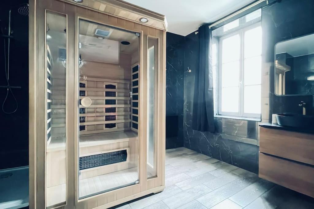 Apartment Le Baroque / Jacuzzi / Sauna *