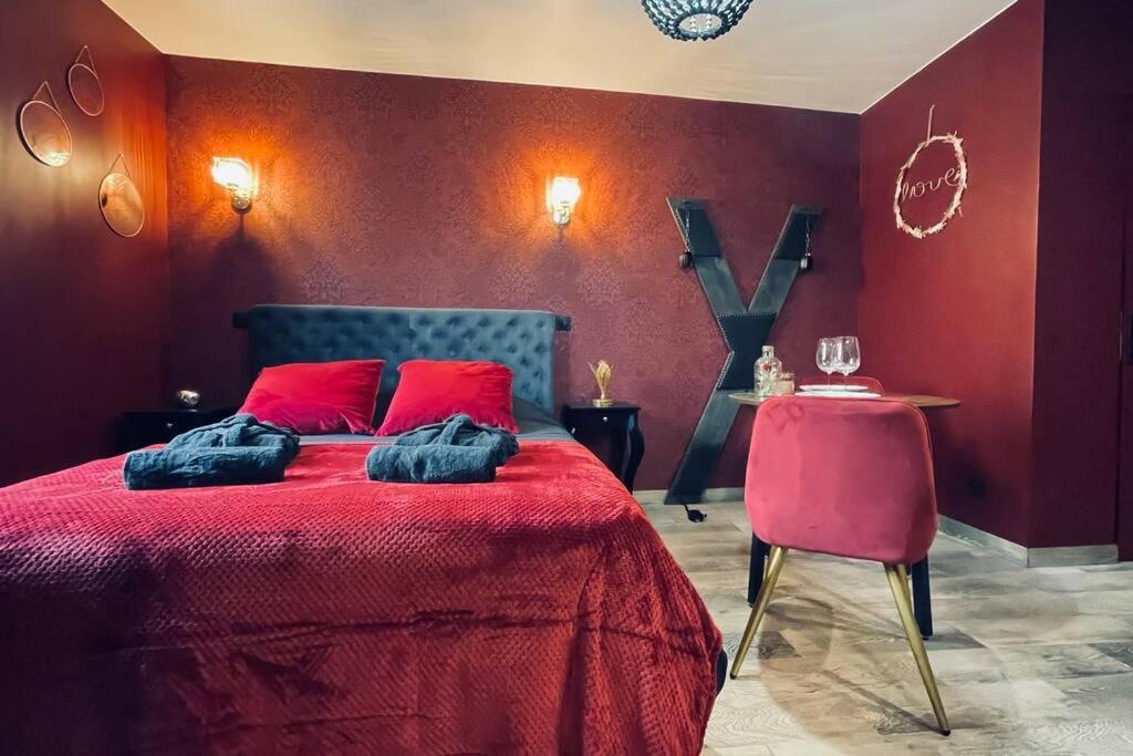 Apartment Le Baroque / Jacuzzi / Sauna